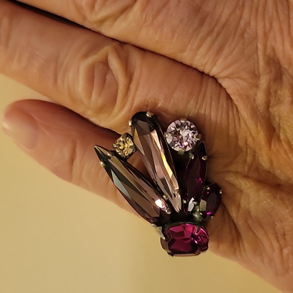 Sorrelli multi crystal ring - Picture 4 of 4
